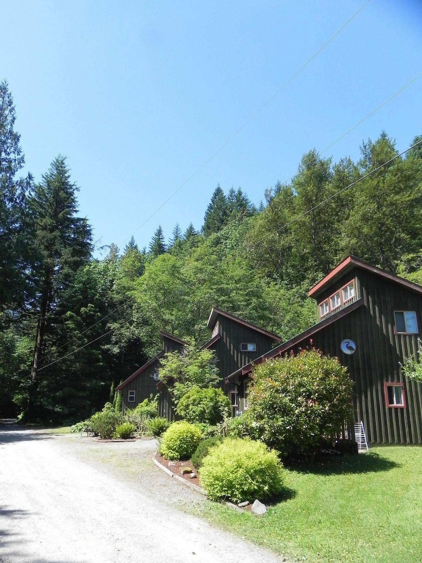 Forest Echoes Cabins Cultus Lake エクステリア 写真